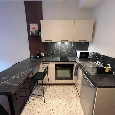 Appartement Au Coeur Du Centre Ville De Carcassonne Eksteriør bilde