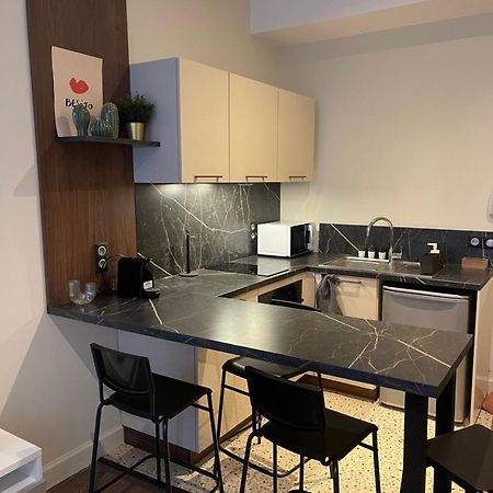 Appartement Au Coeur Du Centre Ville De Carcassonne Eksteriør bilde